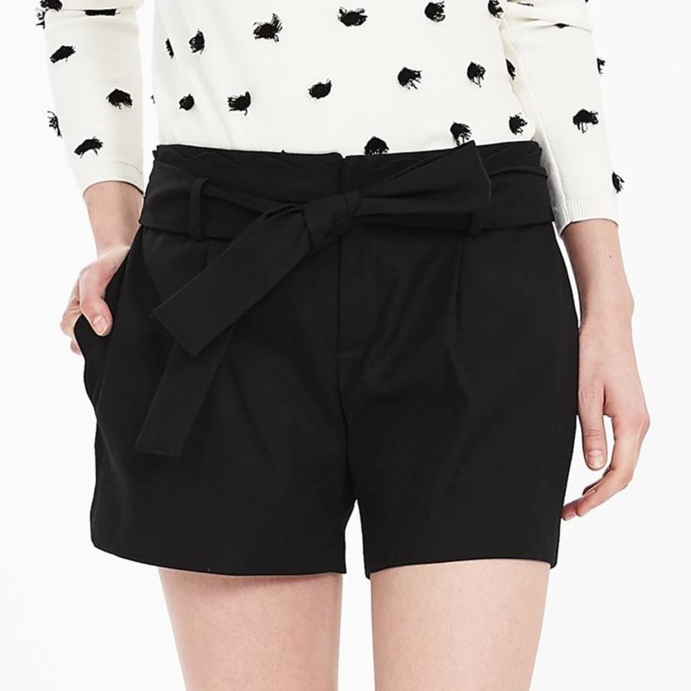 NEW Banana Republic 4” tie-waist shorts, black, 0